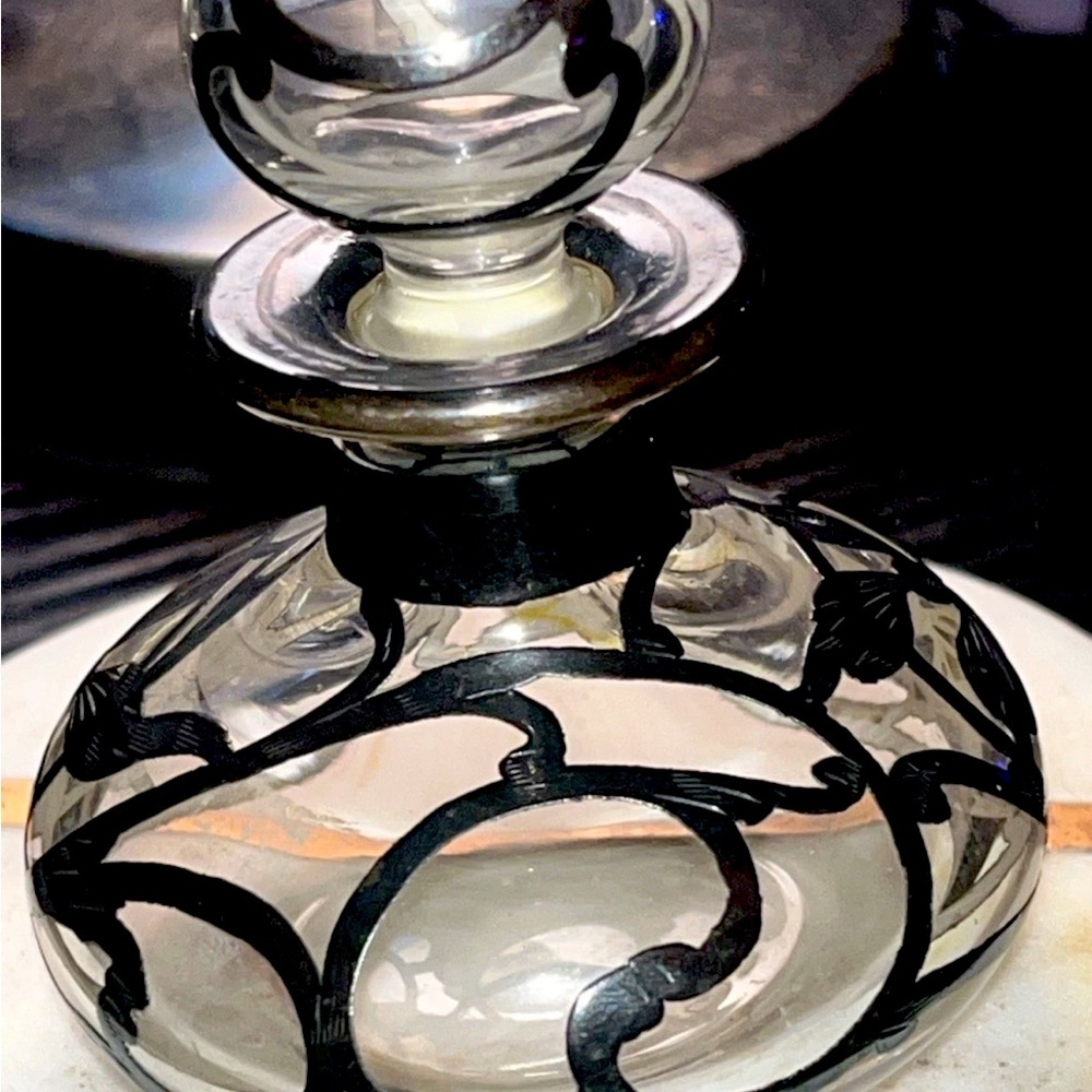 Vintage Sterling Silver Overlay Art Glass Bottle with Stopper 3" x 2 1/4"  #29